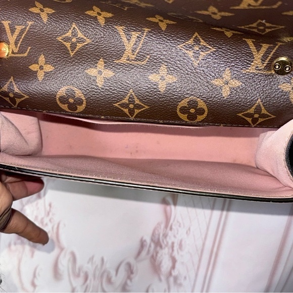 Louis Vuitton Cherrywood Vernis Leather BB - Picture 10 of 15